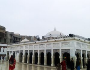 Sufi Shrine - Mera Pakistan