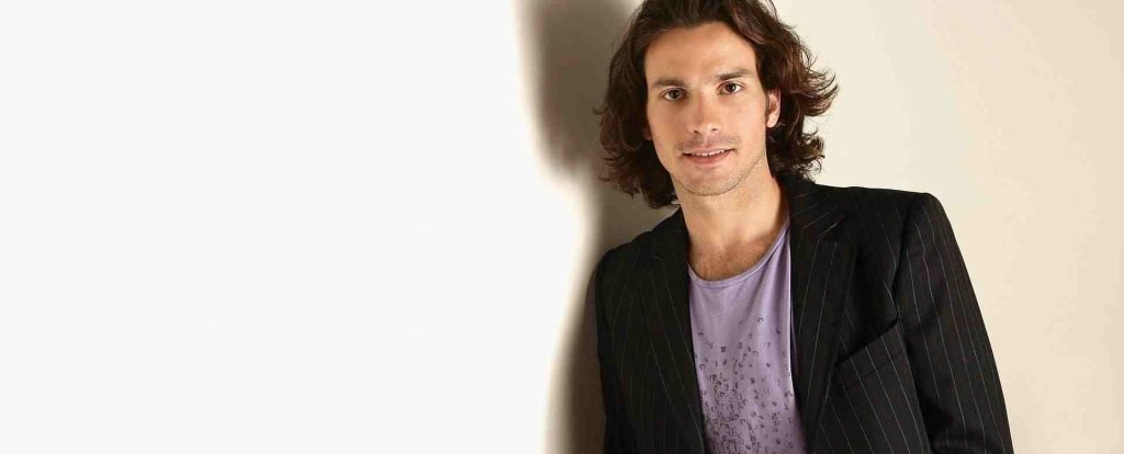 santiago cabrera
